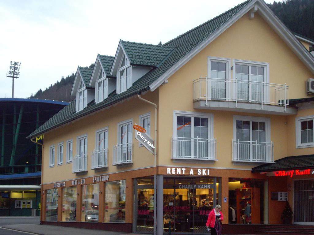 Apartment Charly Kahr And Family, Ski-in & Ski-out Schladming