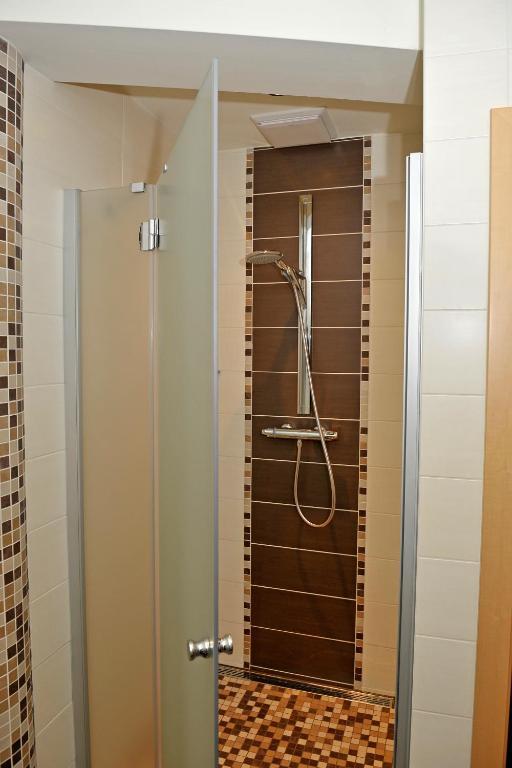 Charly Kahr And Family, Ski-in & Ski-out Apartment Schladming