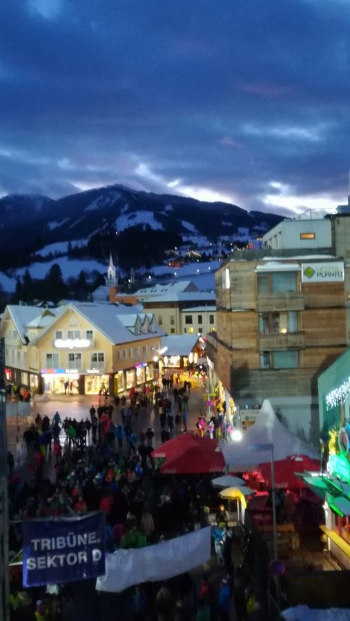 Charly Kahr And Family, Ski-in & Ski-out *