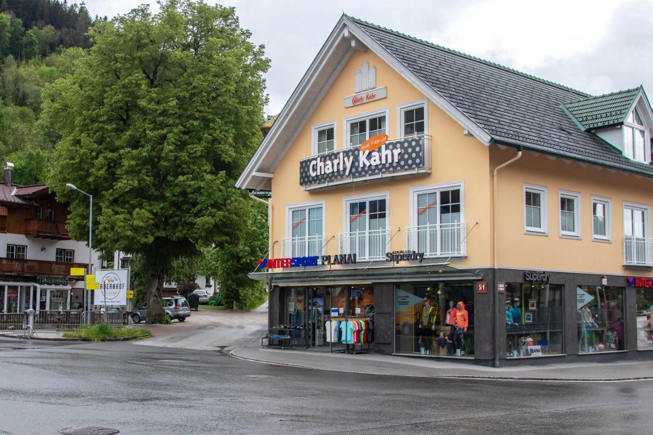 Charly Kahr And Family, Ski-in & Ski-out Schladming